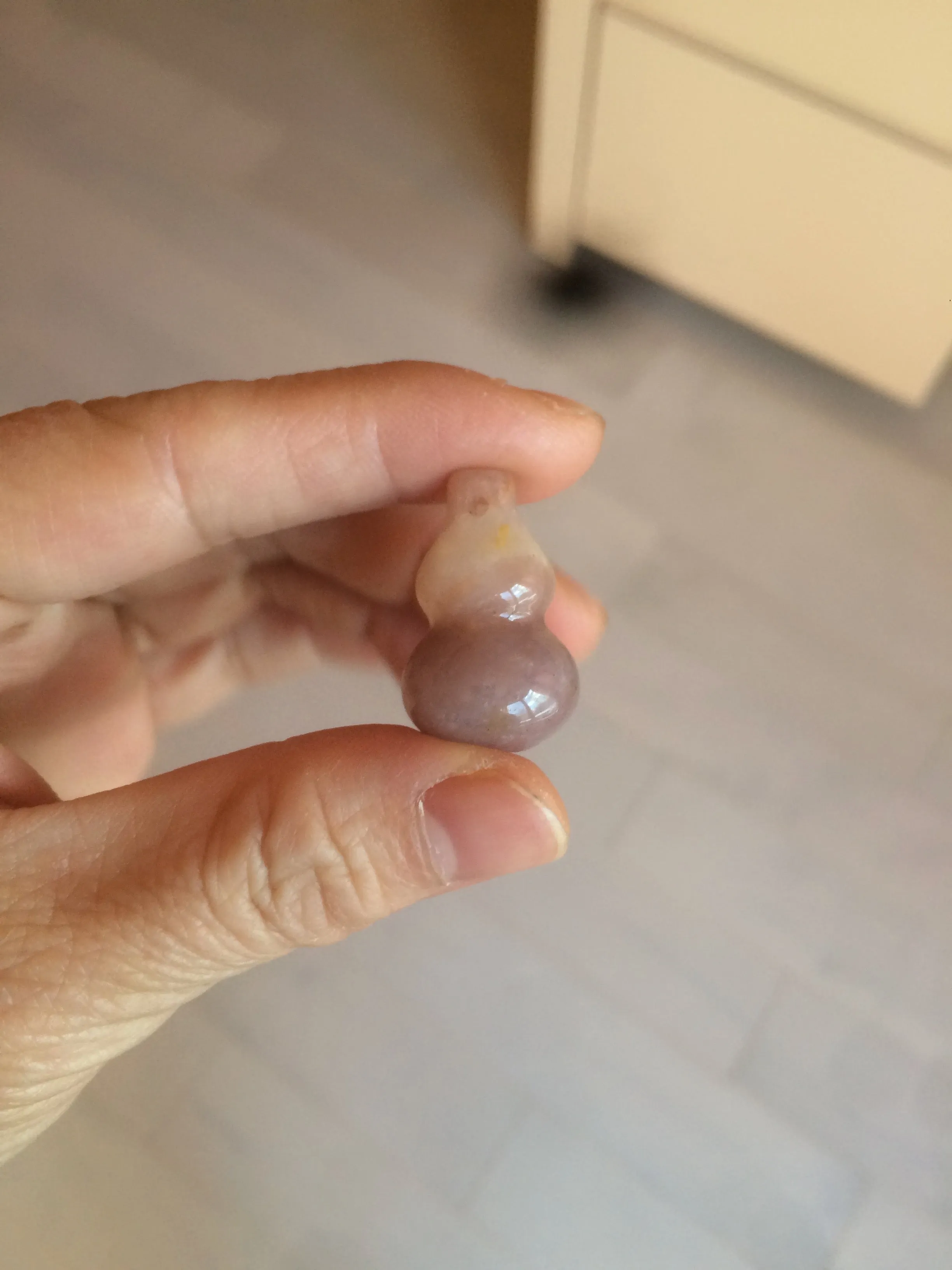 100% natural icy purple/brown/red Quartzite (jinsi jade, 金丝玉) Golden Silk Jade gourd ( 葫芦, 福禄) pendant/handhold worry stone/desk decor SY73