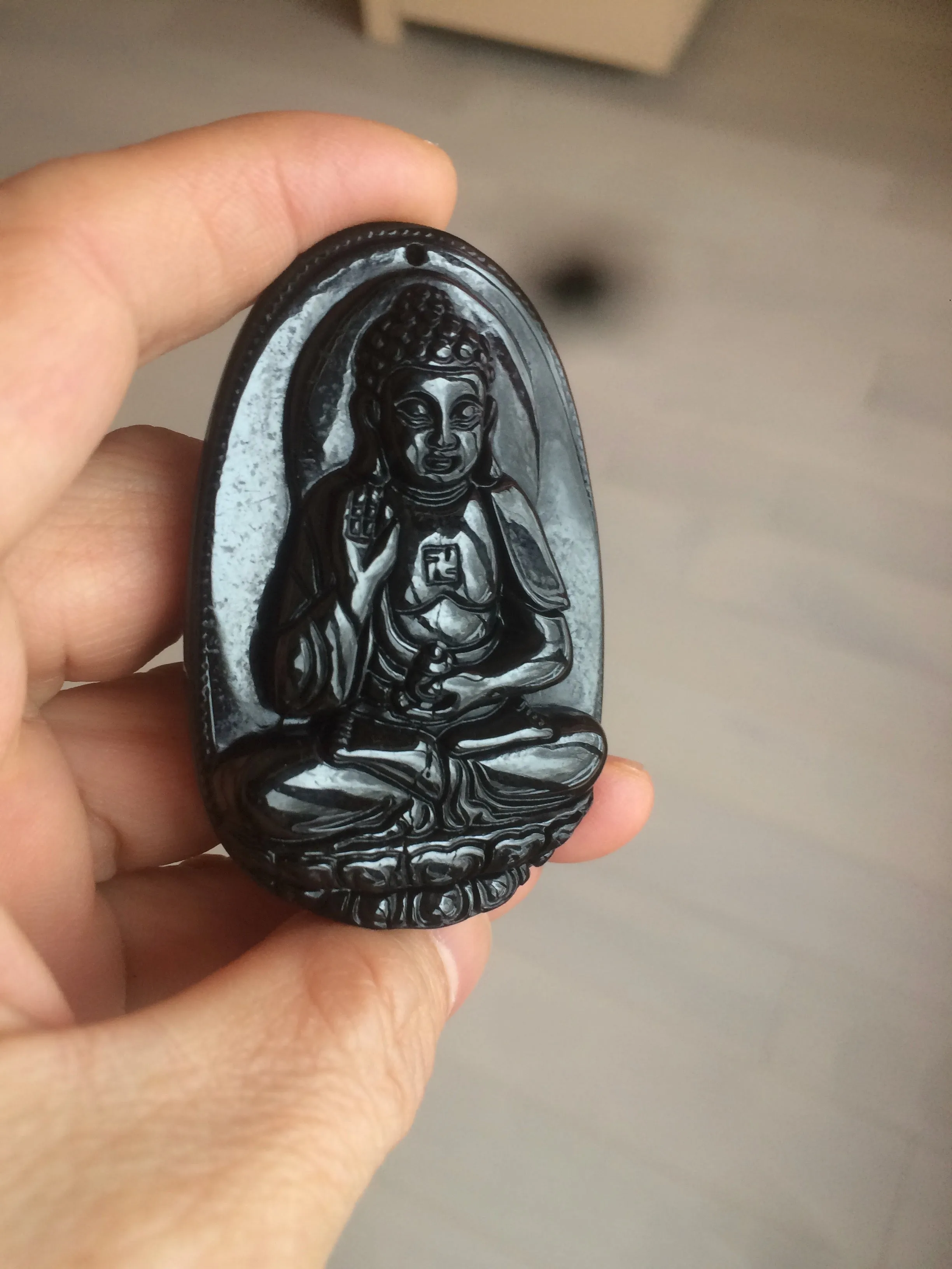 100% Natural type A black jadeite jade(墨翠， mocui) Guanyin pendant BG31-3