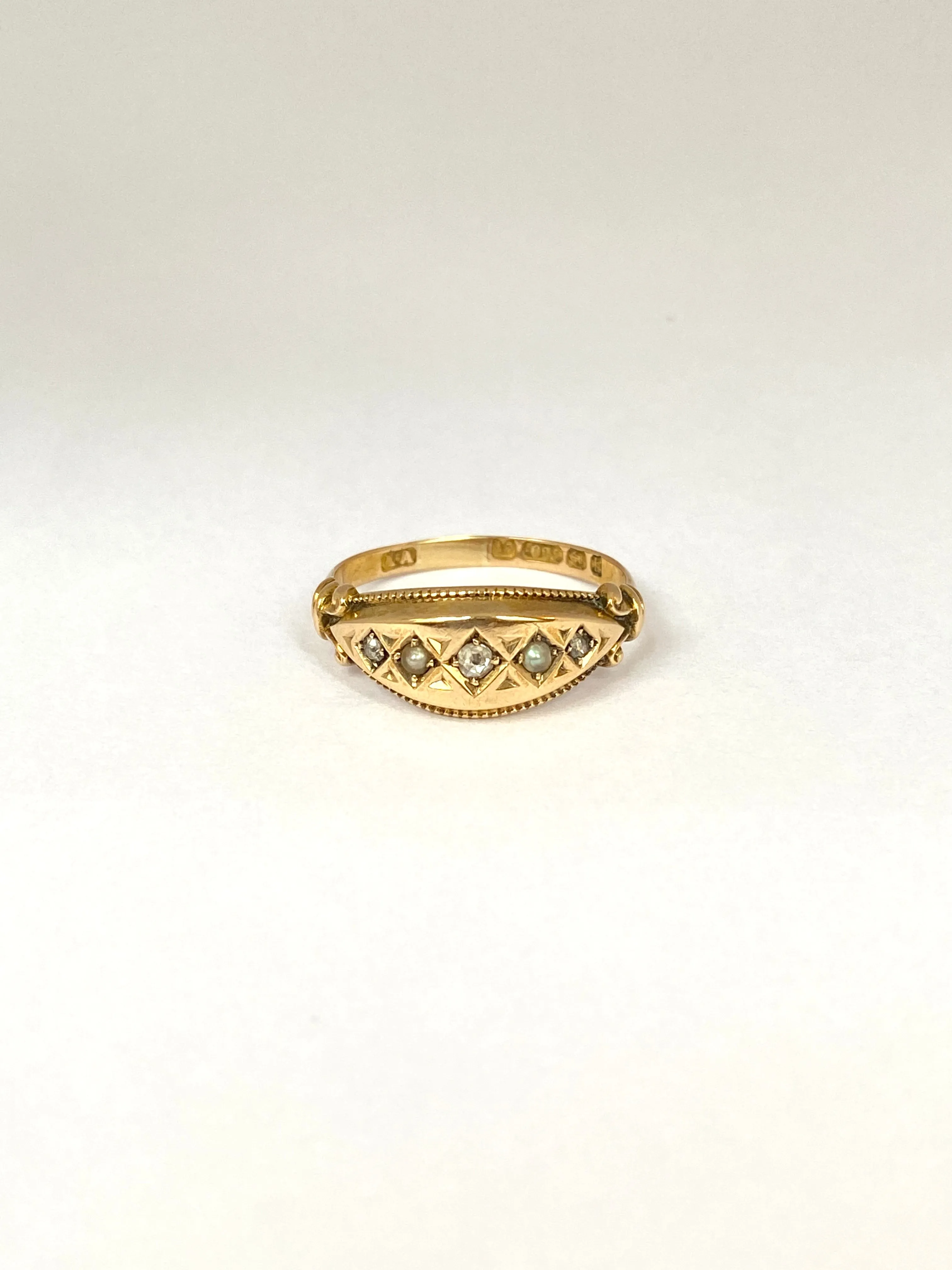 Antique, Victorian,18ct Gold, 5 stone Diamond and Pearl Ring, Hallmarked 18ct Gold, Birmingham, 1884