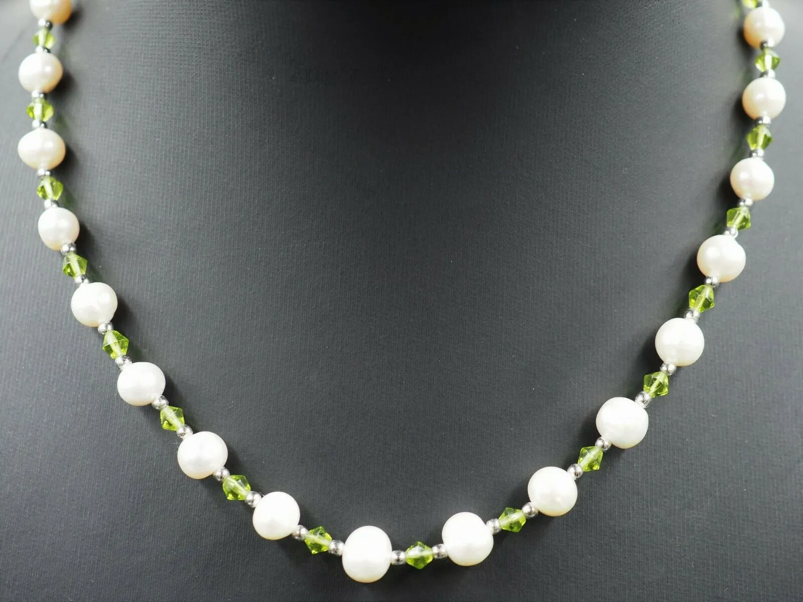 Freshwater Pearl & Green Glass Rhinestone Beaded Necklace