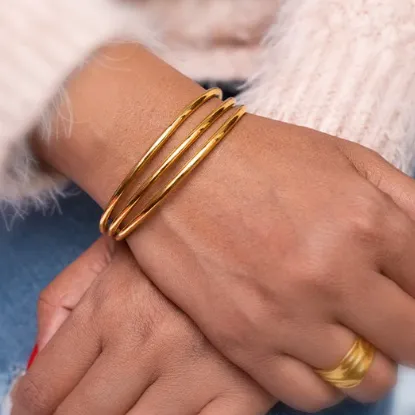 Gold Bangle Set | 18K Gold Bangles for women