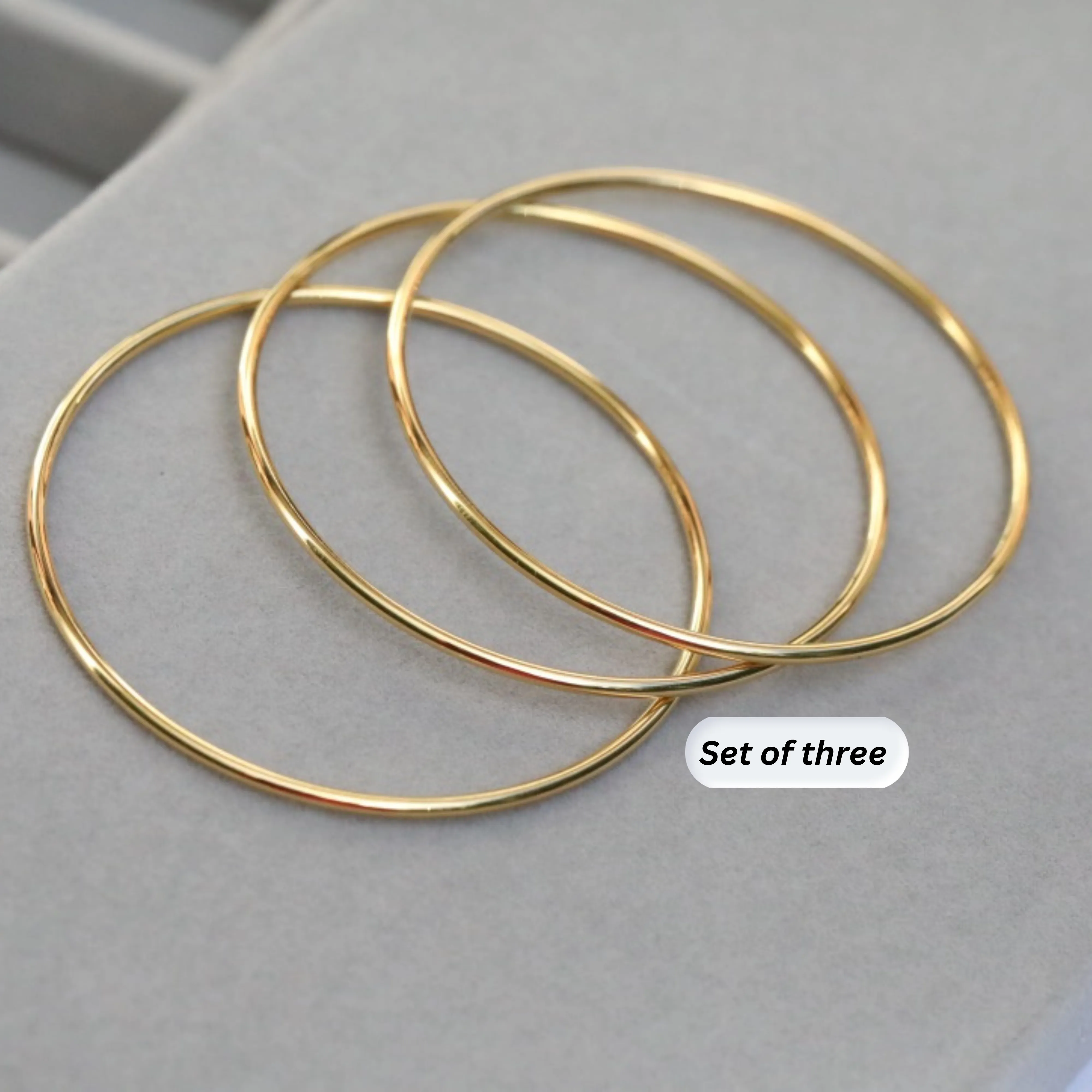 Gold Bangle Set | 18K Gold Bangles for women