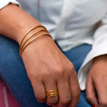 Gold Bangle Set | 18K Gold Bangles for women