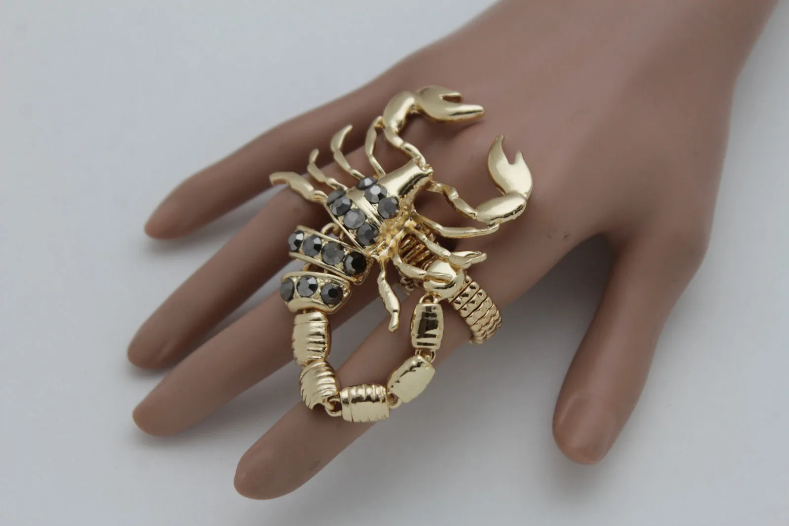 Gold Silver Metal 2 Fingers Big Scorpion Black Blue Rhinestones Elastic Band Ring