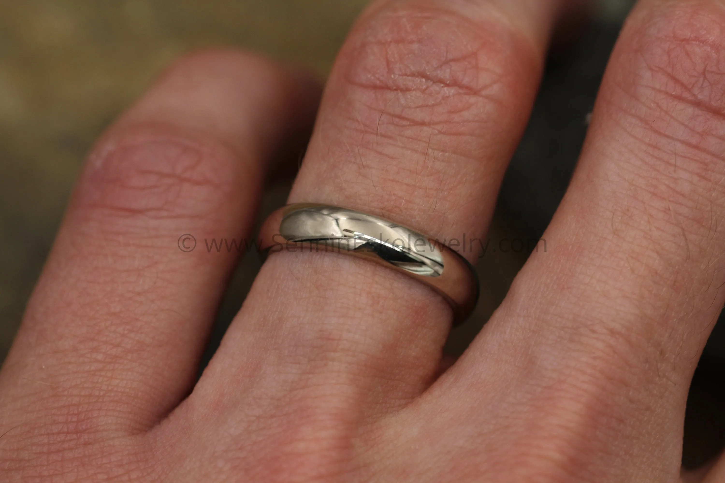 Half Round 4.5x1.9mm 14kt Palladium Based White Gold Band - Glossy Finish - Nickel Free