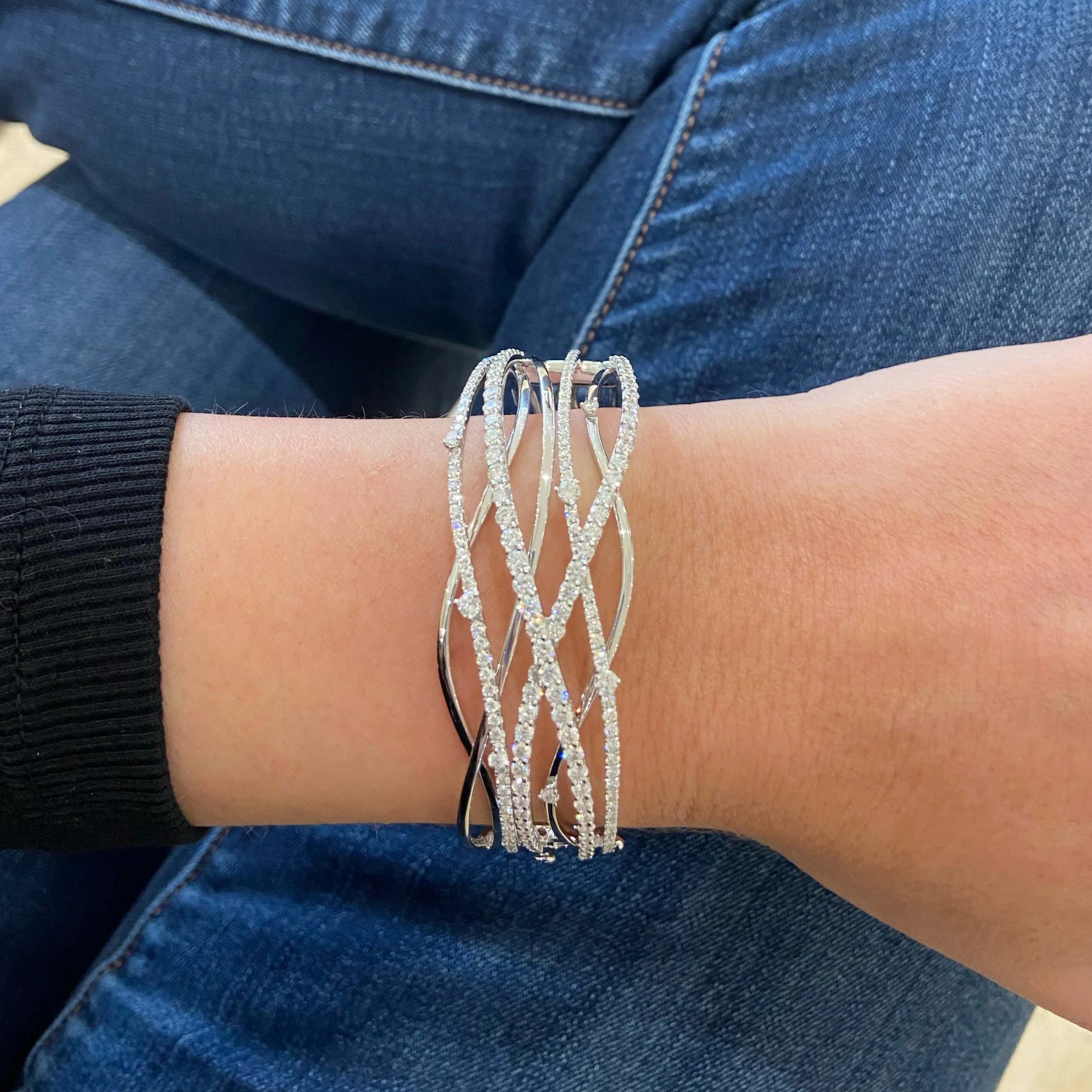 Intricate Diamond Wave Bangle