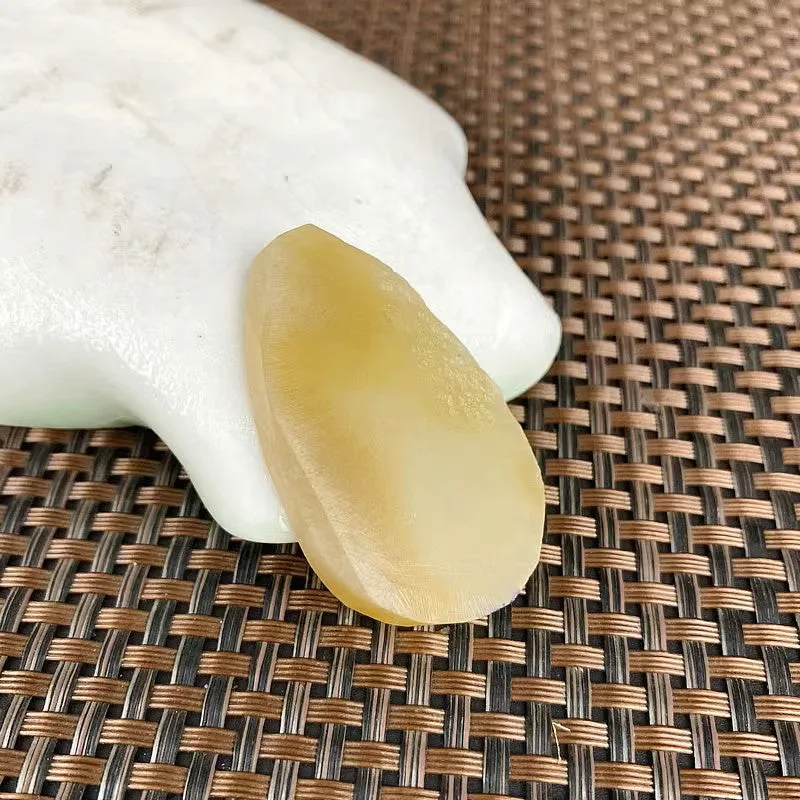 Natural Hetian Jade Rough Nephrite Raw (17g,4.5X2.7X0.6cm)