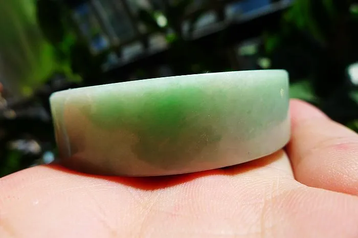 Natural Jade Rough Jadeite Raw (113g,5.5X1.45cm)