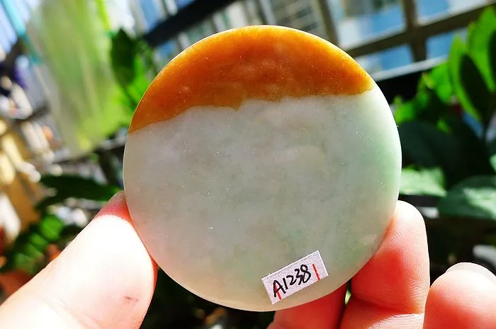 Natural Jade Rough Jadeite Raw (113g,5.5X1.45cm)