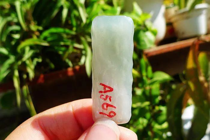 Natural Jade Rough Jadeite Raw (11g,4.5X1.7X0.55cm)