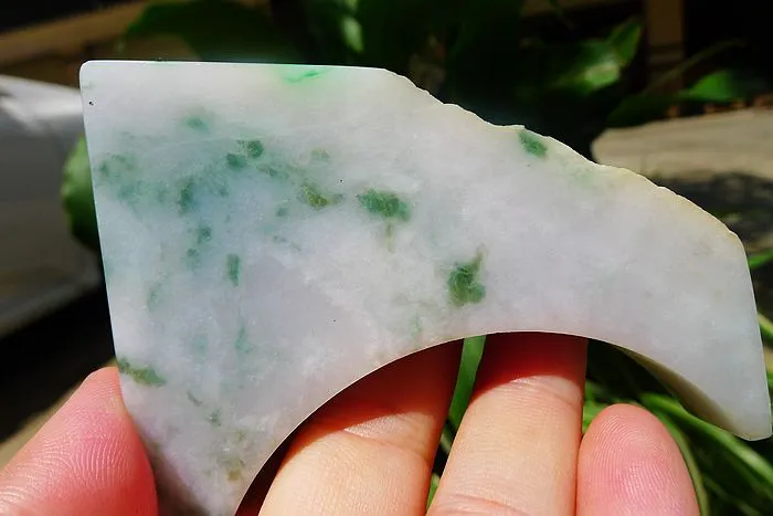 Natural Jade Rough Jadeite Raw (141g,9X5.7X1.6cm)