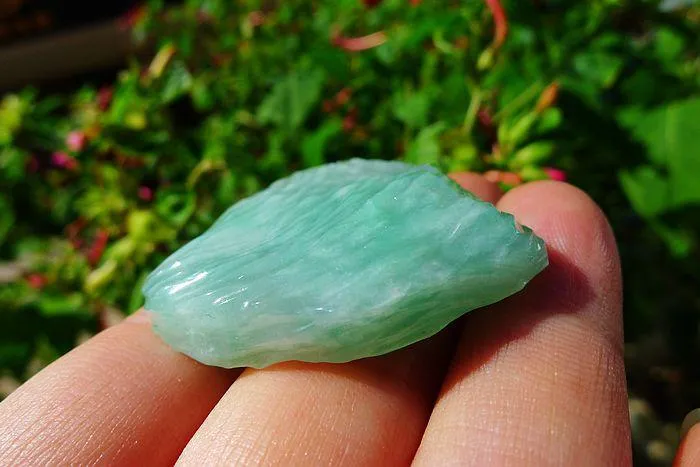 Natural Jade Rough Jadeite Raw (20g,4X3.8X0.8cm)