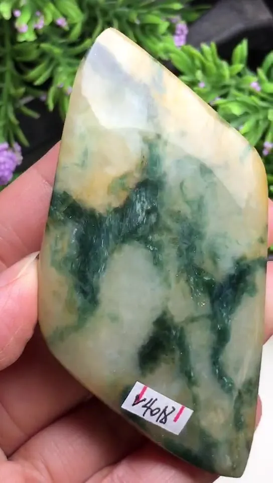 Natural Jade Rough Jadeite Raw (61g,5.8X4.4X0.94cm)-V4018