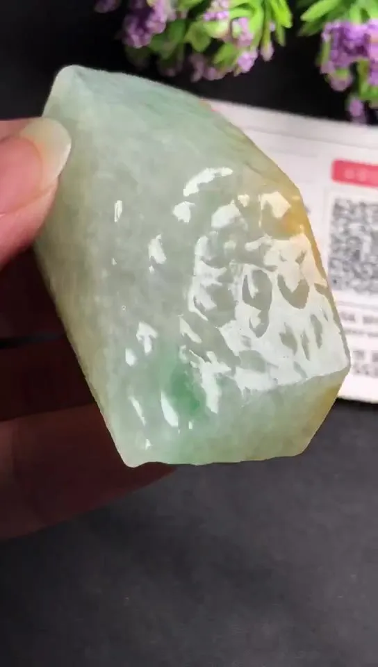 Natural Jade Rough Jadeite Raw (87g,7.0x2.7x2.4cm)-V2874