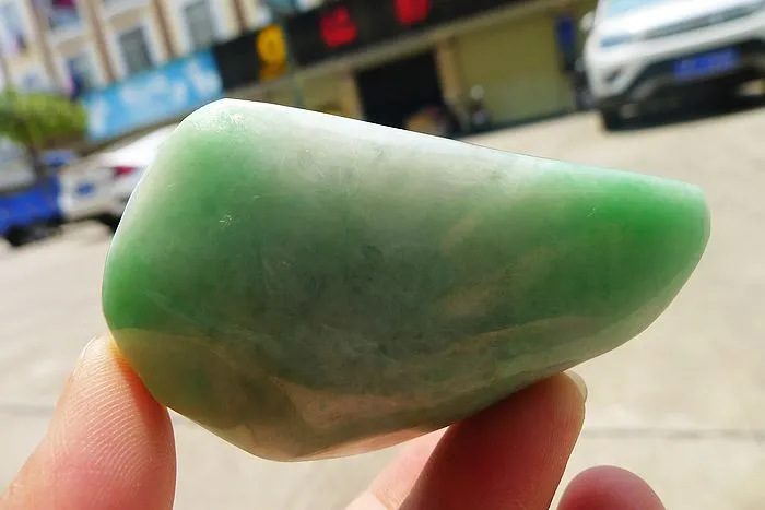 Natural Jade Rough Jadeite Raw (92g,6.8X4X1.55cm)