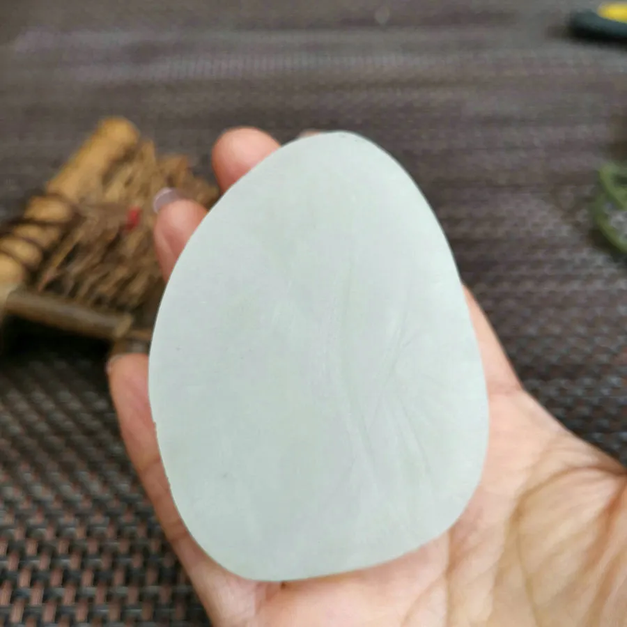 Natural Kunlun Jade Rough Nephrite Raw (107g,7.8X5.8X1cm)