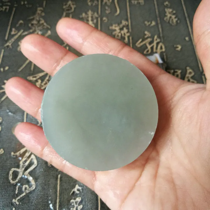 Natural Kunlun Jade Rough Nephrite Raw (120g, 5.3X1.9cm)