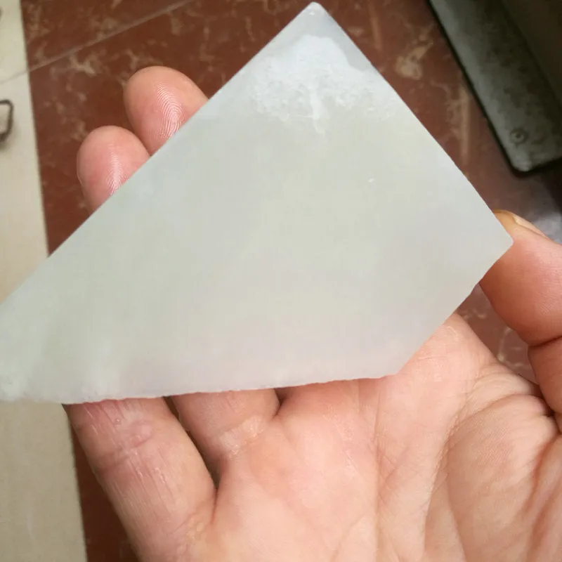 Natural Kunlun Jade Rough Nephrite Raw (146g, 8.5X3X1.5cm)