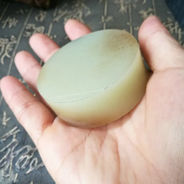 Natural Kunlun Jade Rough Nephrite Raw (147g, 5.5X5.5X2cm)