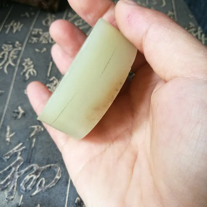 Natural Kunlun Jade Rough Nephrite Raw (147g, 5.5X5.5X2cm)