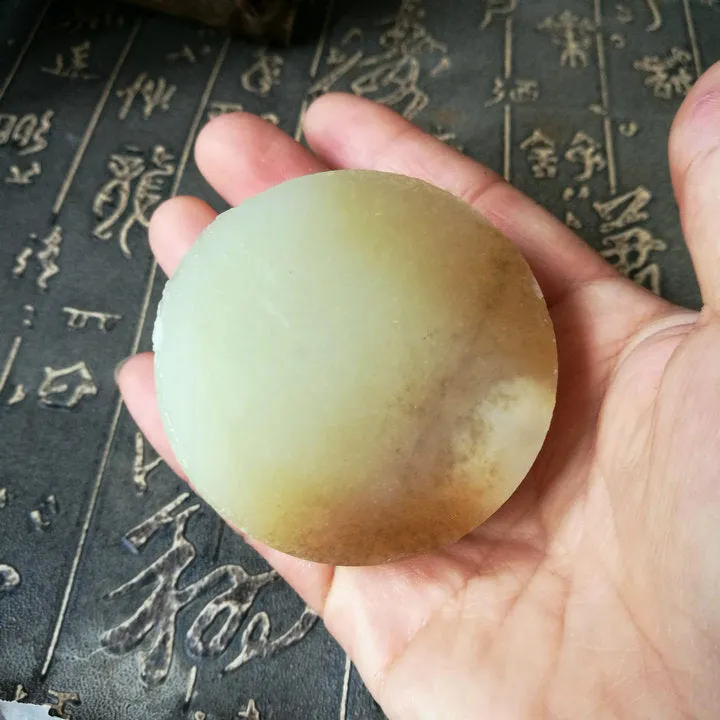 Natural Kunlun Jade Rough Nephrite Raw (147g, 5.5X5.5X2cm)