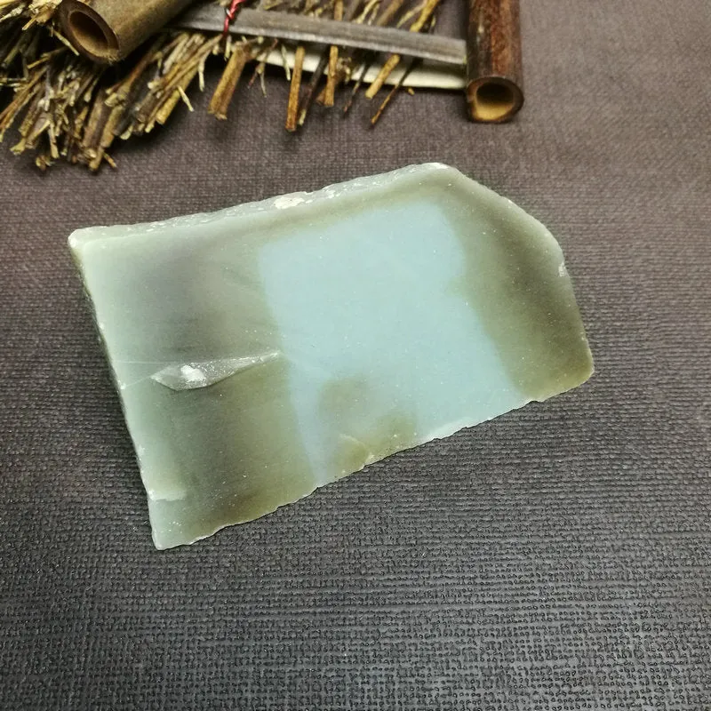 Natural Kunlun Jade Rough Nephrite Raw (166g,8.5X5.4X5cm)