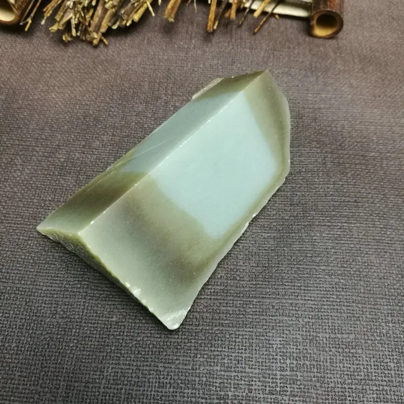 Natural Kunlun Jade Rough Nephrite Raw (166g,8.5X5.4X5cm)