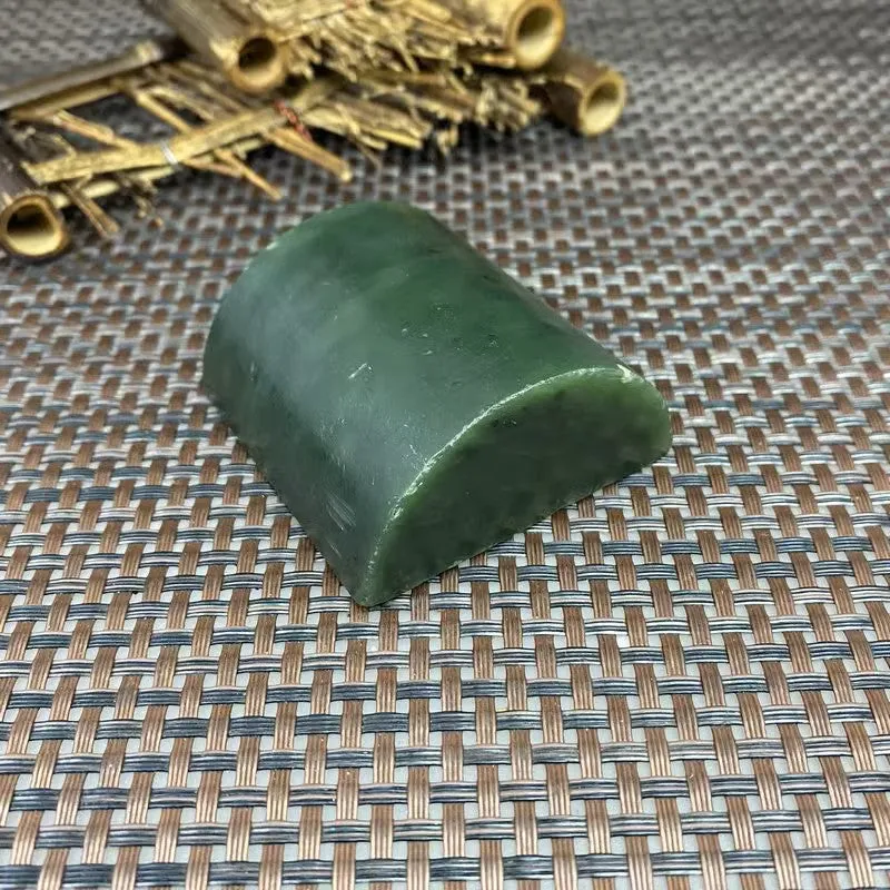 Natural Kunlun Jade Rough Nephrite Raw (182g,5.5X5.4X2.5cm)