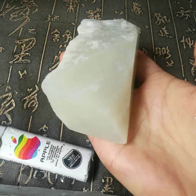 Natural Kunlun Jade Rough Nephrite Raw (322g, 9X3.5X3cm)