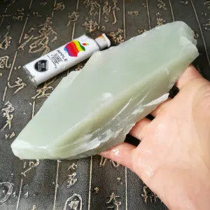 Natural Kunlun Jade Rough Nephrite Raw (339g, 16X6X3cm)