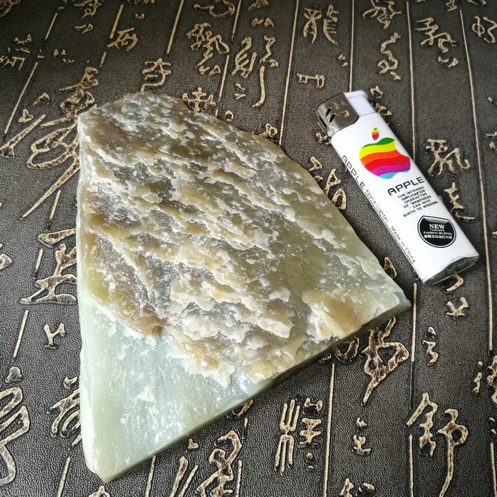 Natural Kunlun Jade Rough Nephrite Raw (419g, 13X11X1.5cm)