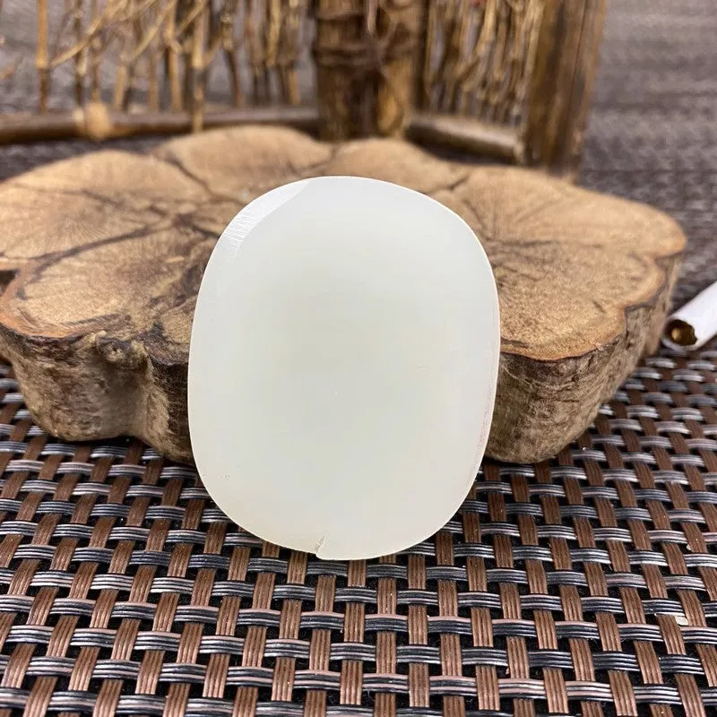 Natural Kunlun Jade Rough Nephrite Raw (44g,5.0X4.0X0.9cm)