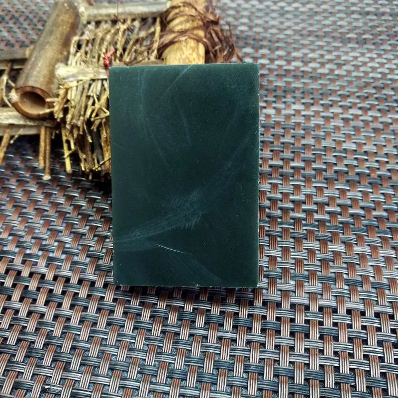 Natural Kunlun Jade Rough Nephrite Raw (6.2X4.2X1.1cm)