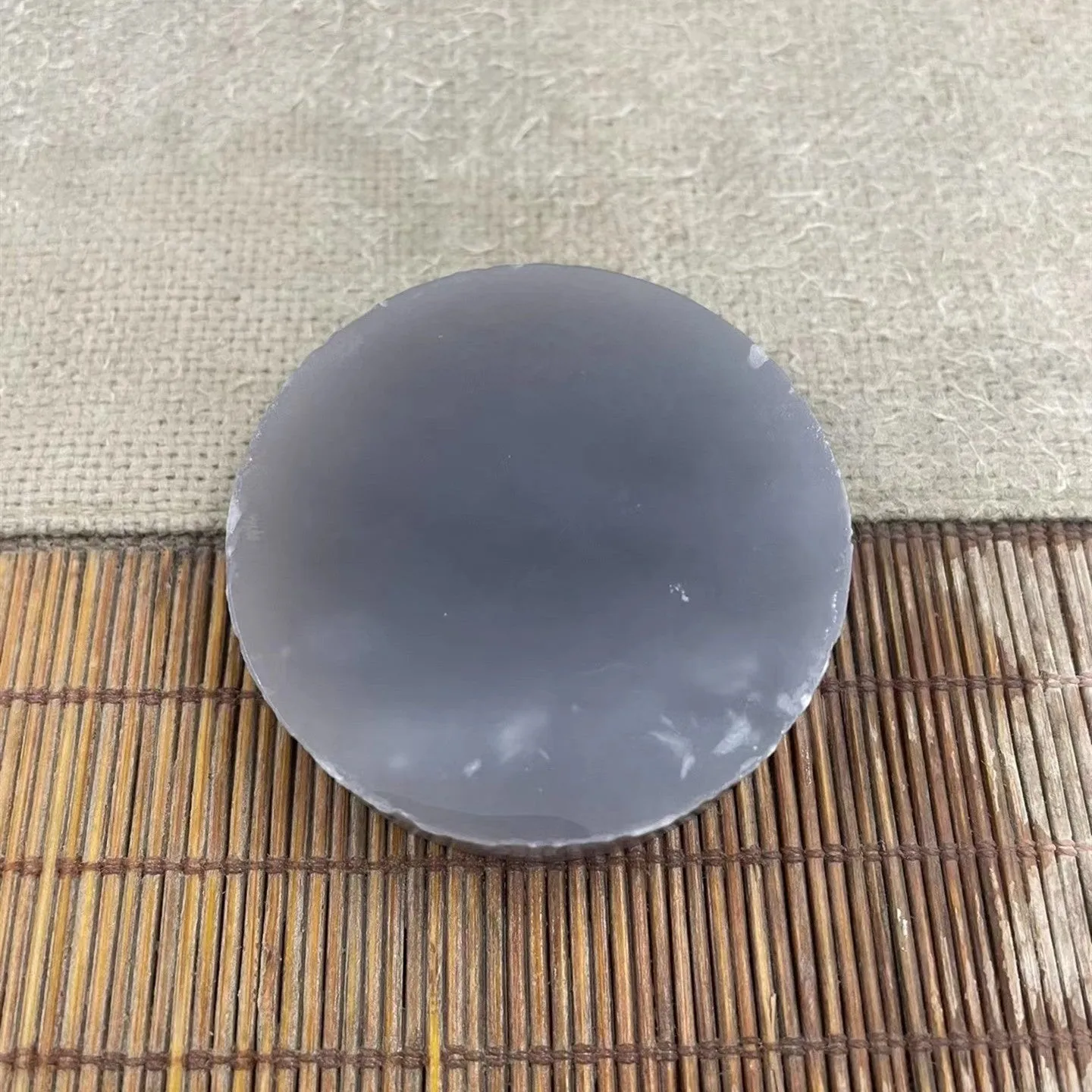 Natural Kunlun Jade Rough Nephrite Raw (77g,\ cm)