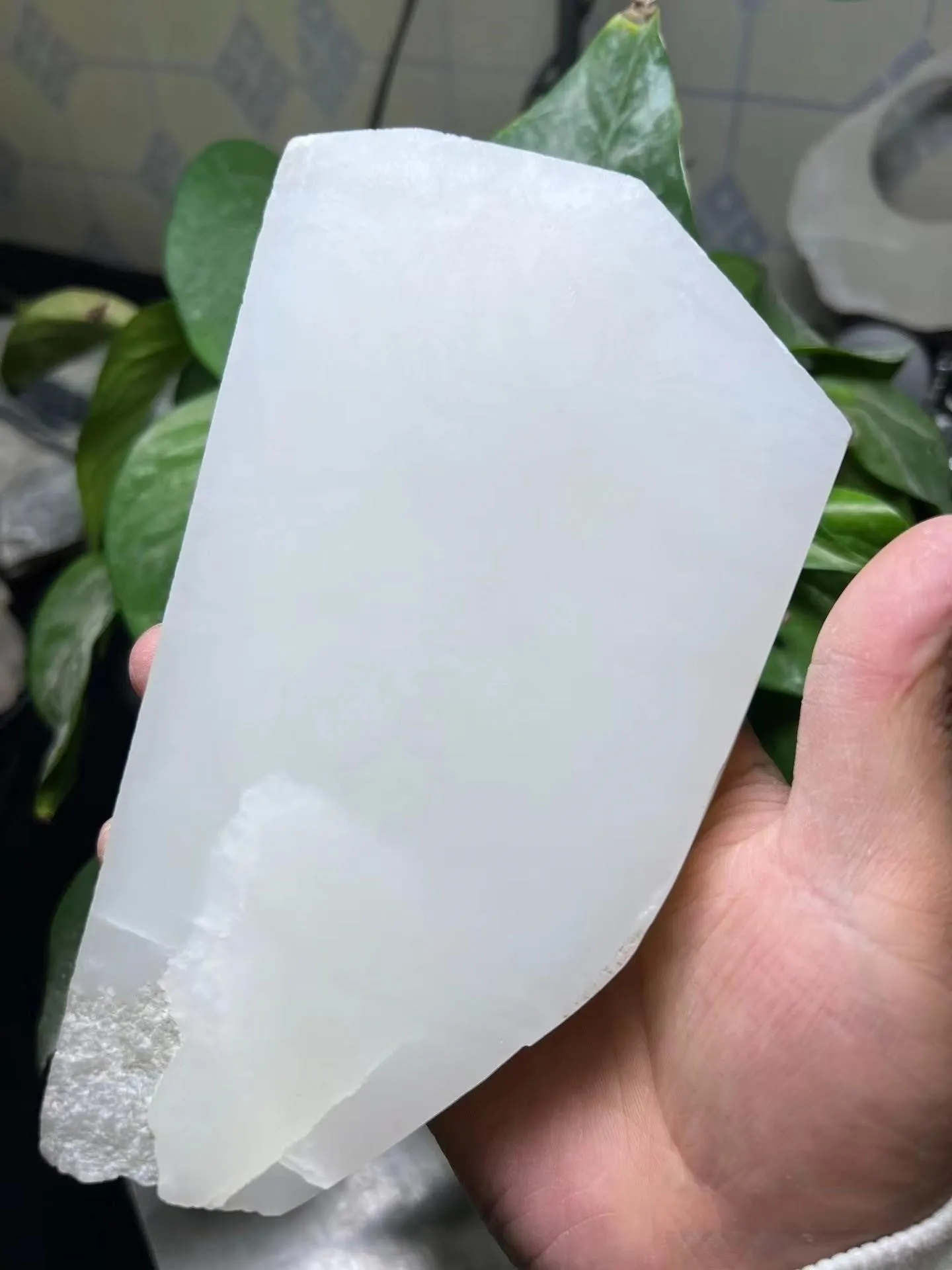 Natural Kunlun Jade Rough Nephrite Raw (800g,17X10X2.2cm)