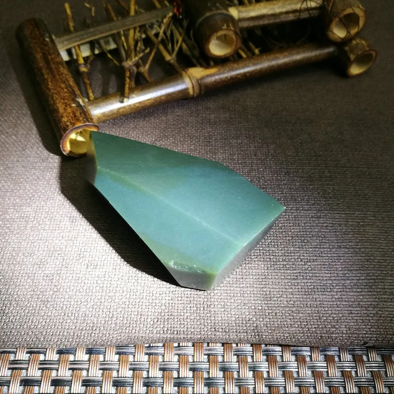 Natural Kunlun Jade Rough Nephrite Raw (85g,6.5X3.5X2.3cm)