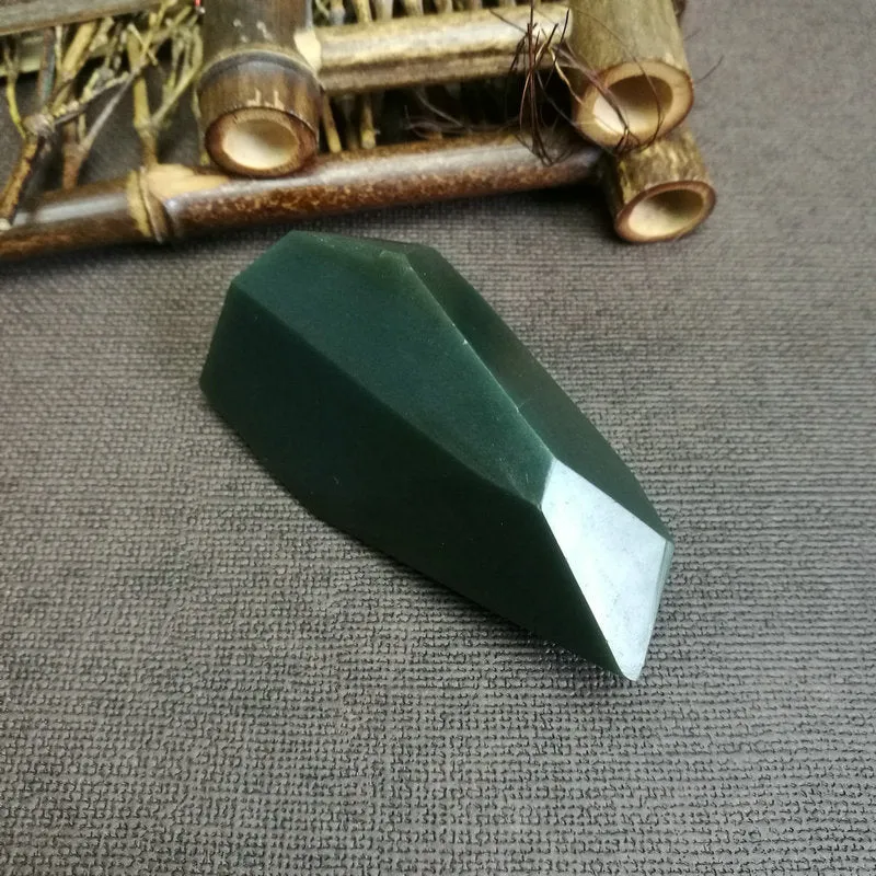 Natural Kunlun Jade Rough Nephrite Raw (85g,6.5X3.5X2.3cm)