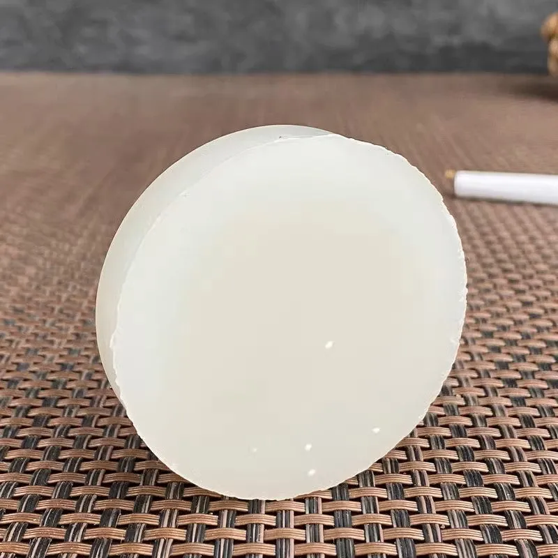 Natural Kunlun Jade Rough Nephrite Raw (97g,5.5X1.35cm)