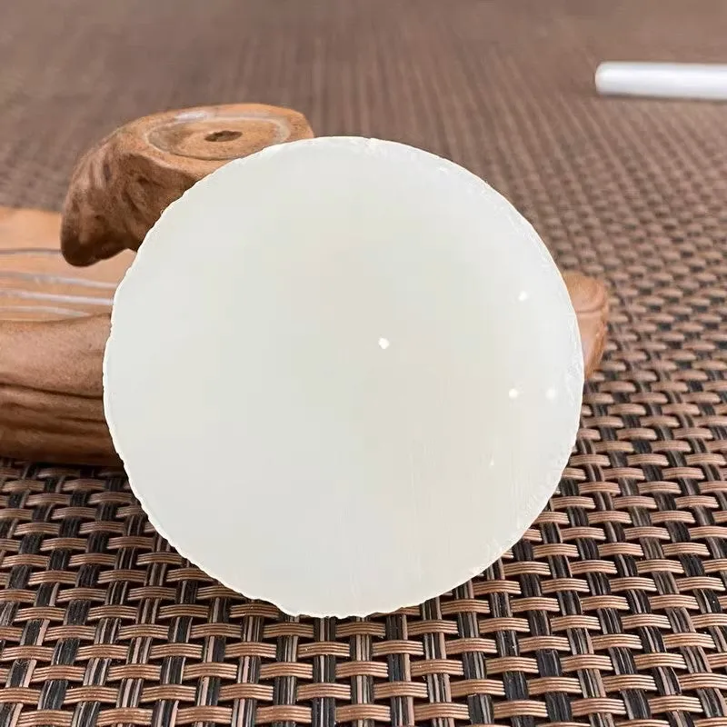 Natural Kunlun Jade Rough Nephrite Raw (97g,5.5X1.35cm)