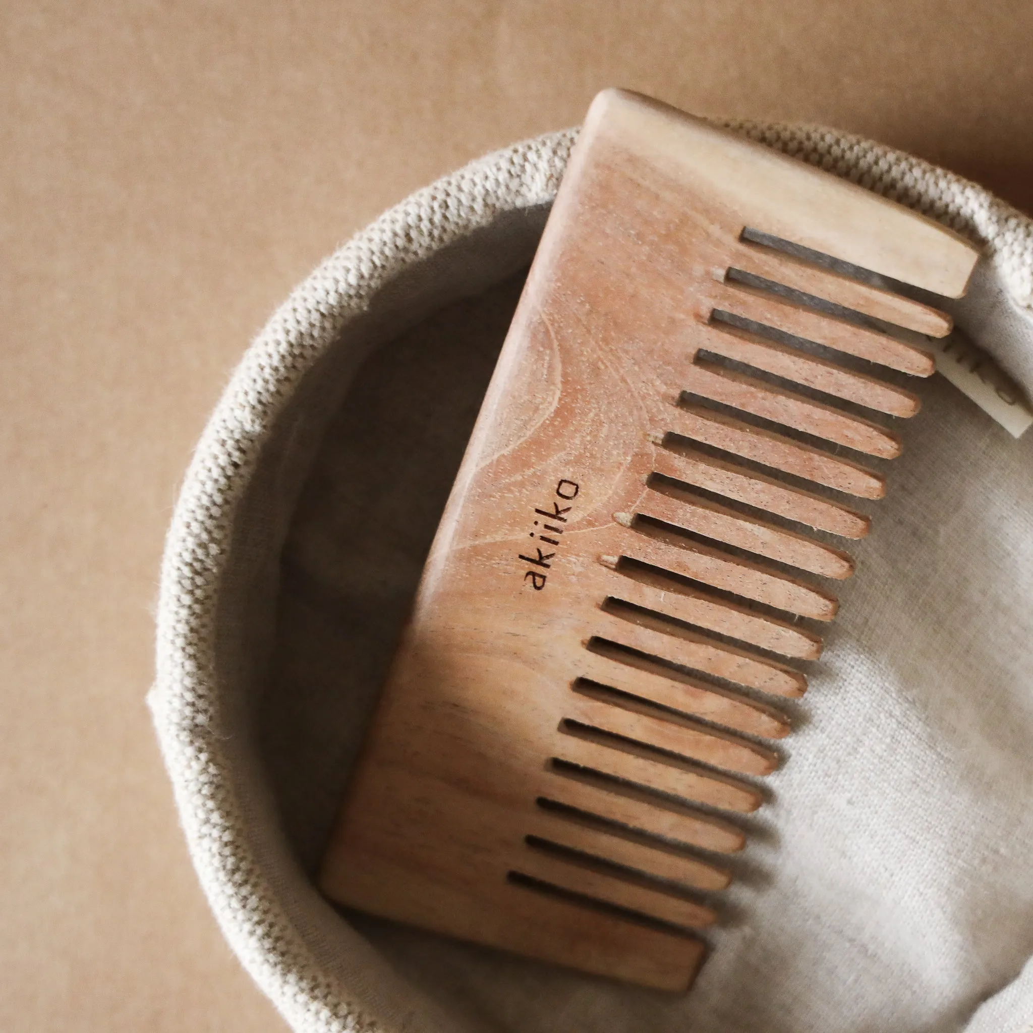 Neem Wood Comb (Pack of 3)