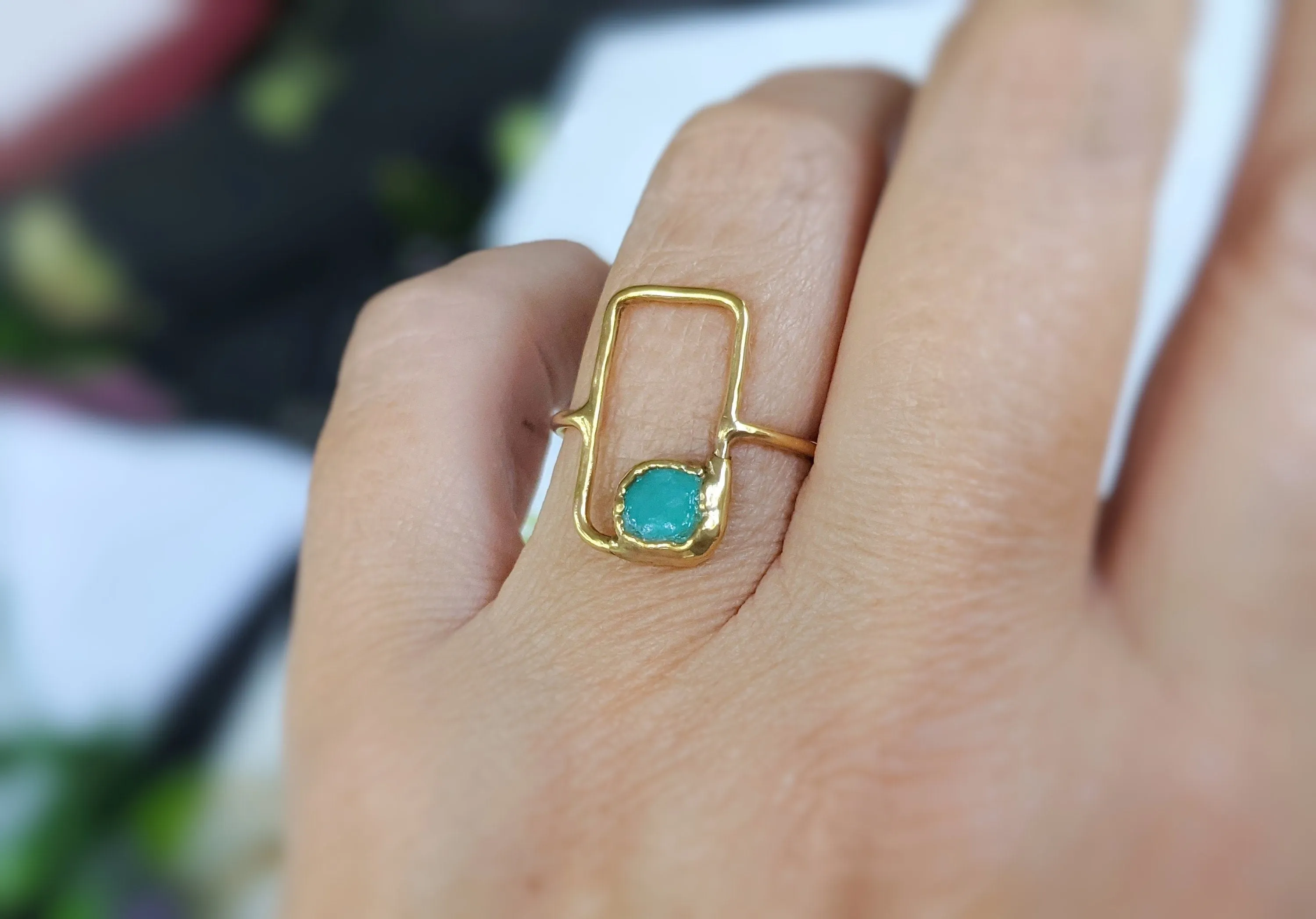 Raw peruvian opal geometric ring