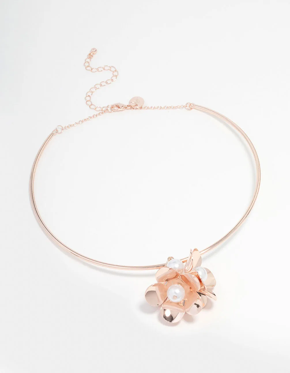 Rose Gold Pearl Flower Pendant Choker