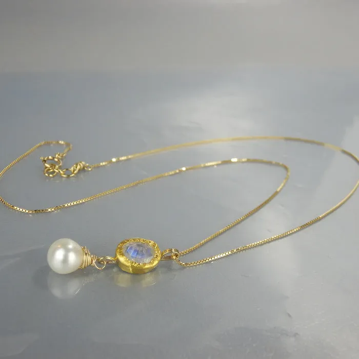 Solid Gold Moonstone Pearl Necklace