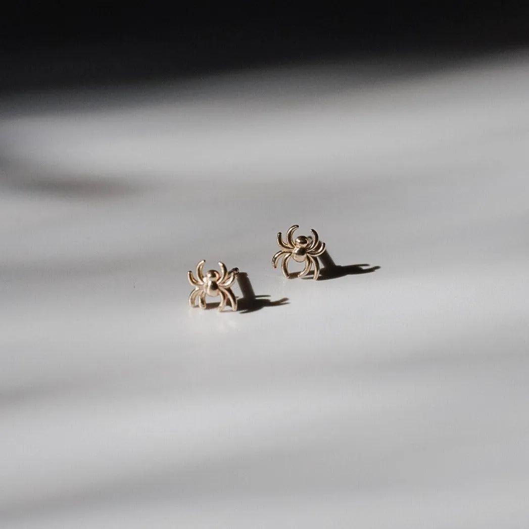 Tiny Spider Stud Earrings in 14 karat Yellow Gold