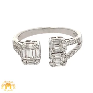 VVS/vs high clarity diamonds set in a 18k White Gold Ring with Emerald cut and Round Diamonds